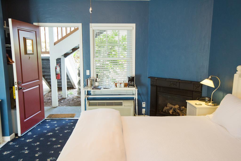 The Inn On First Napa Room photo